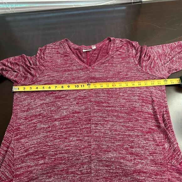 LOGO By Lori Goldstein Women’s Red Heathered V Neck Long Sleeve Top Size 1X - Picture 10 of 14